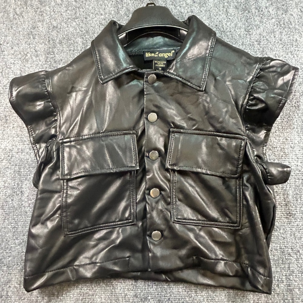 Like An Angel Black Faux Leather Cropped Vest Ruffle Sleeve Snap Front Medium